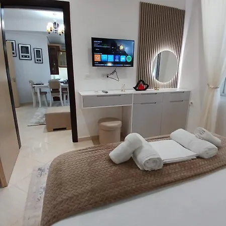 Mato Apartment *